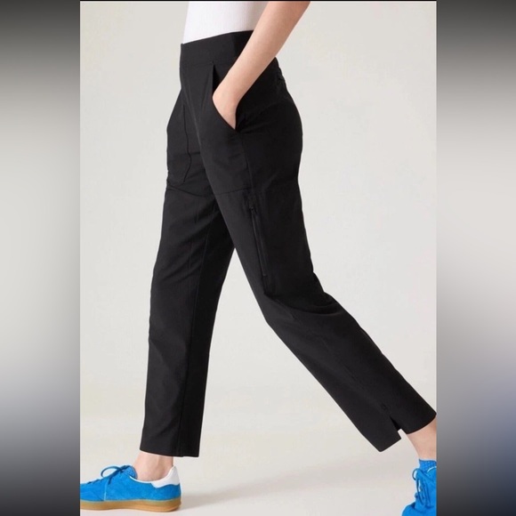 Athleta Pants - ATHLETA Brooklyn Mid Rise Ankle Utility Pants Size 2